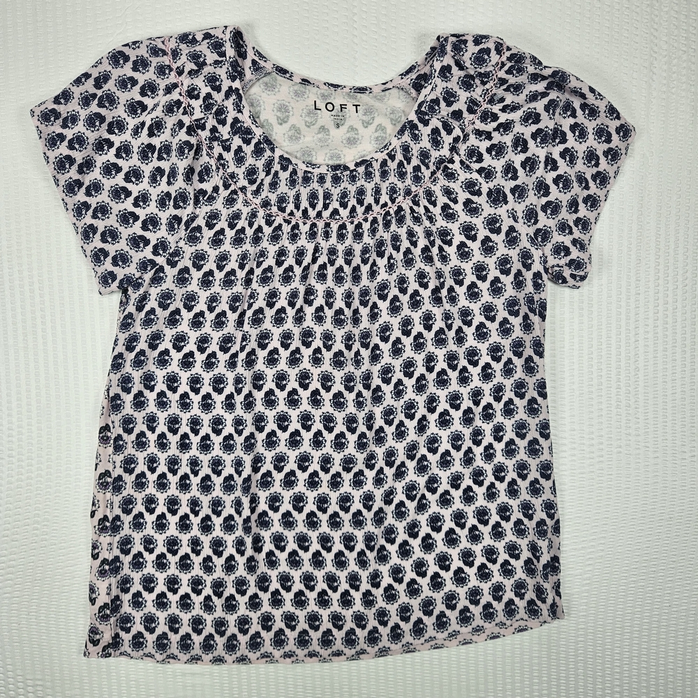 LOFT Pink and Navy Floral Scoop Neck Short Sleeve Top